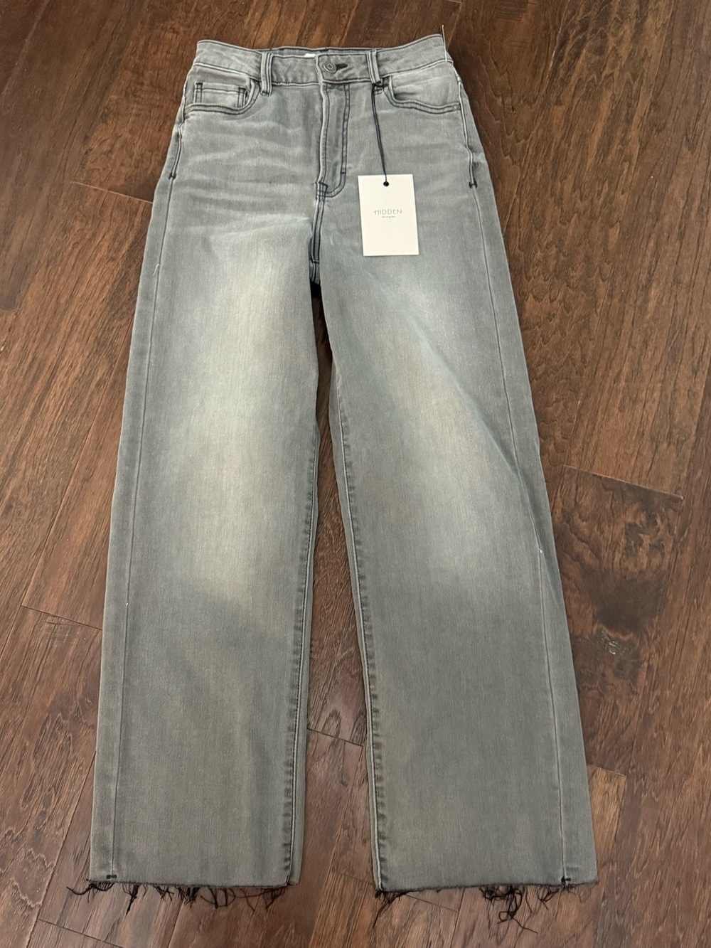 NWT Hidden Tracey Jeans size 24